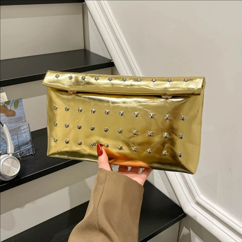 Women Rivet Clutch Bag Metallic PU Leather Envelope Handbag Punk Style Evening Party Purse For Daily Matching