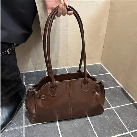 Borsa A Spalla Da Donna Grande Capacità Pelle PU Lucida Retro Borsa Sottobraccio Per Lavoro Minimalista Versatile