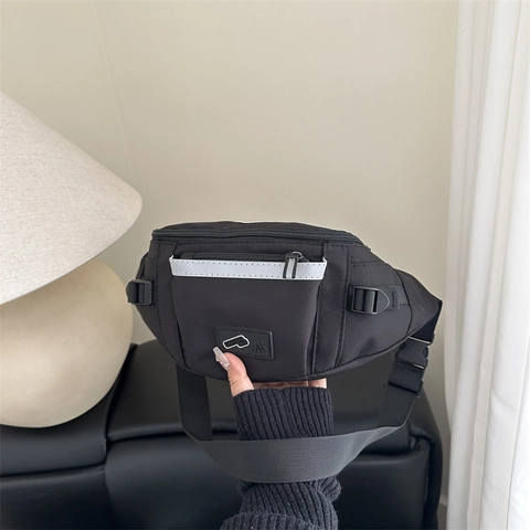 Borsello da Petto in Nylon Impermeabile Per Uomo Donna Marsupio Sportivo Minimalista Con Striscia Riflettente Grande Capacità Borsa a Tracolla da Viaggio Casual