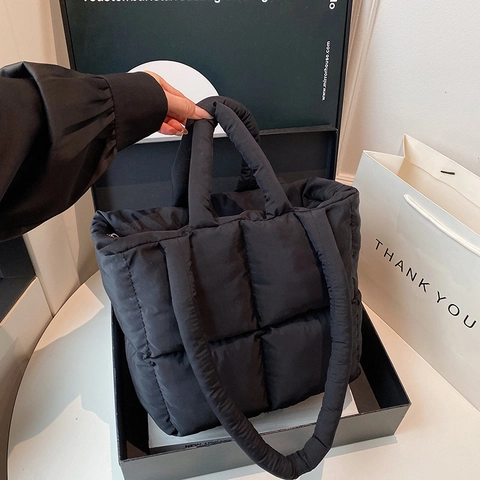 Damen Puffer Tragetasche Gesteppte Raumbaumwolle Schultertasche Große Kapazität Unterarm Hobo Handtasche Casual Weiche Tasche