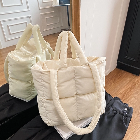 Damen Puffer Tragetasche Gesteppte Raumbaumwolle Schultertasche Große Kapazität Unterarm Hobo Handtasche Casual Weiche Tasche