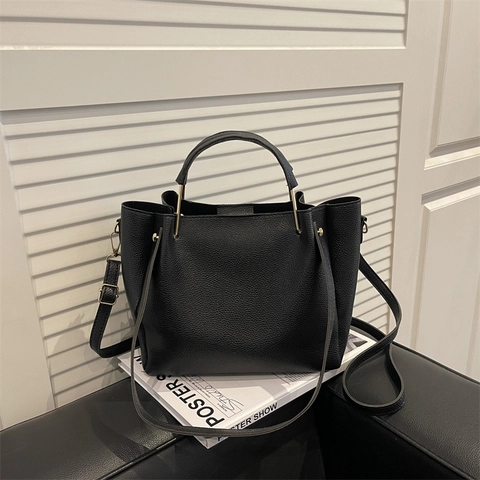Women Large Capacity Shoulder Bag PU Leather Lychee Texture Tote Handbag Retro Minimalist Crossbody Bag Daily Office Commuter Bag