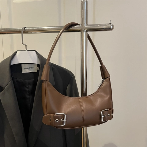 Niche Ontwerp Halve Maan Hobo Schoudertas PU Leer Metalen Gesp Decor Minimalistische Okseltas Voor Vrouwen