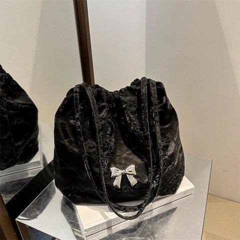 Korean Fashion Women PU Leather Tote Bag Wrinkled Texture With Silver Bowknot Large Capacity Shoulder Bag Handbag