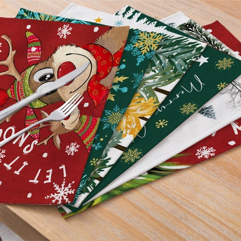 Christmas Table Placemats Cotton Linen Waterproof Heat Resistant Table Mat Festive Dining Decor Gingerbread Man Reindeer Print