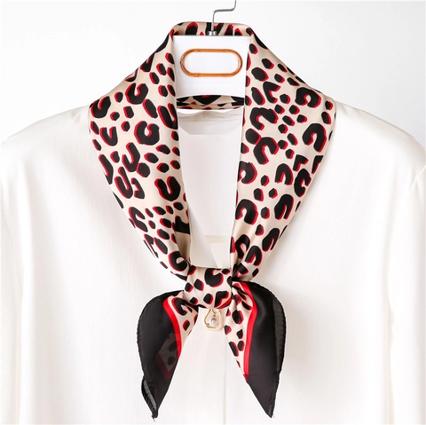 Pañuelo Cuadrado Mujer Satén Estampado Leopardo Elegante Pañuelo Para Ropa Profesional De Oficina Bufanda Decorativa Ligera