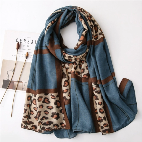 Mode Luipaardprint Patchwork Lange Sjaal Voor Dames Vintage Barok Patroon Polyester Omslagdoek Stijlvol Winter Accessoire