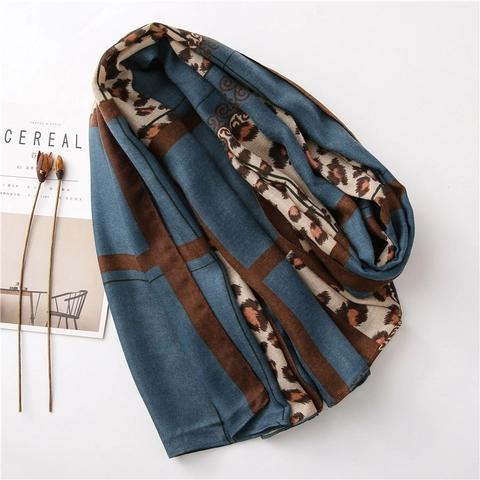 Mode Luipaardprint Patchwork Lange Sjaal Voor Dames Vintage Barok Patroon Polyester Omslagdoek Stijlvol Winter Accessoire