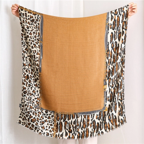 Women Scarf Shawl Lightweight Polyester Cotton Linen Blend Leopard Print Chain Belt Pattern Retro Elegant Fashion Accessories