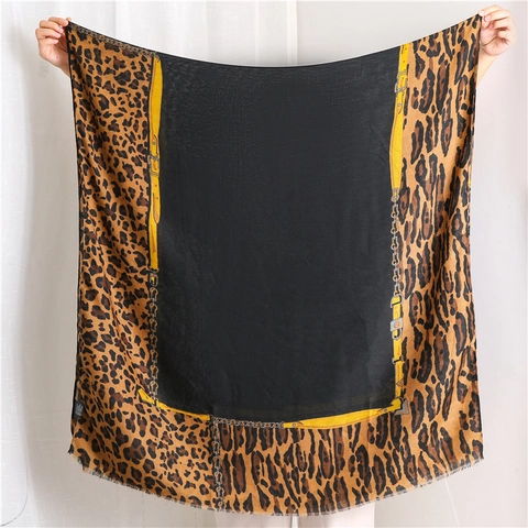Women Scarf Shawl Lightweight Polyester Cotton Linen Blend Leopard Print Chain Belt Pattern Retro Elegant Fashion Accessories