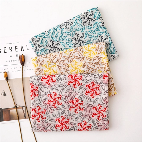 Women Lightweight Floral Print Scarf Greek Key Pattern Sun Protection Summer Beach Shawl Thin Polyester Neck Wrap