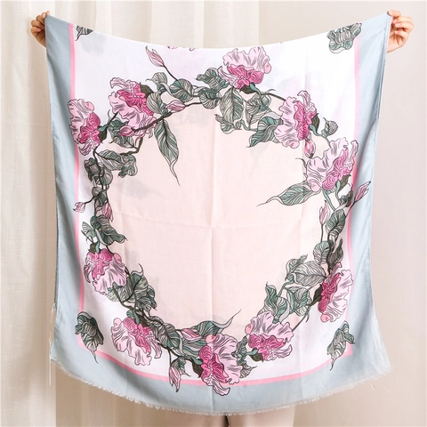 Vintage Floral Print Shawl Scarf Cotton Polyester Blend Lightweight Sun Protection Tassels Women Elegant Beach Travel