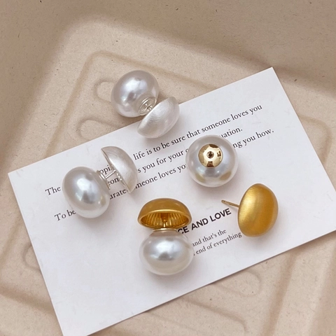 Orecchini A Bottone Doppia Faccia Vintage Francese Perla Artificial Di Conchiglia Metallo Spazzolato Gioielli Geometrici Donna