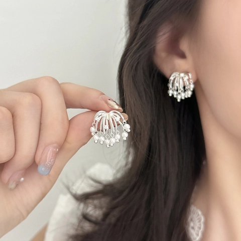 Orecchini A Lobo Ventaglio Con Perla Artificial Sintetica E Strass Perno In Ottone Gioielli Di Lusso Per Donne