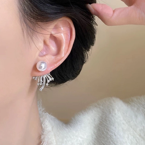 French Temperament Firework Artificial Pearl Stud Earrings White Round Artificial Pearl Copper With Zirconia Elegant Irregular Ray Jewelry For Women