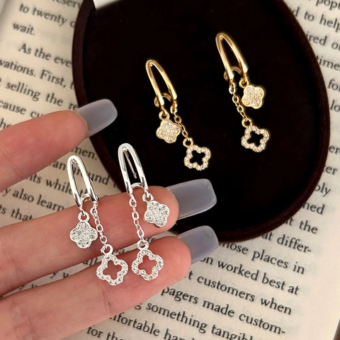 Orecchini Pendenti Con Quadrifoglio Rame Zirconia Catena Lunga Con Nappa Gioielli Di Moda Per Donna