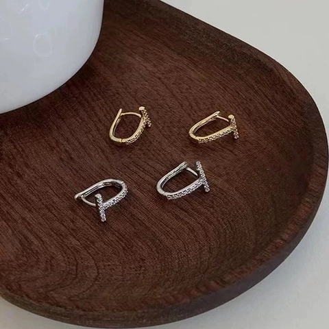 Pendientes De Aro En Forma De T De Cobre Con Micro Pavé De Circonita Y Poste De Plata Joyería Para Mujer