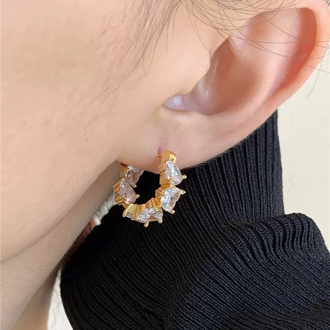 Glinsterende Hart Zirconia C Vormige Hoop Oorbellen Voor Vrouwen Luxe Koperen Sieraden Met Zilveren Oorsteker