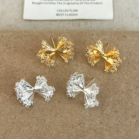 Boucles D'oreilles Puces Noeud Avec Zircon Texture Plissée Bijoux En Cuivre Tige En Argent Sterling 925 Style Luxe