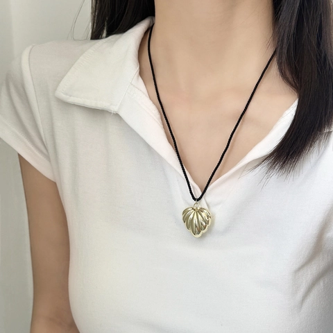 Collar Con Colgante De Corazón Cobre Textura Concha Acanalada Cordón Trenzado Negro Ajustable Joyas Hechas A Mano Para Mujeres