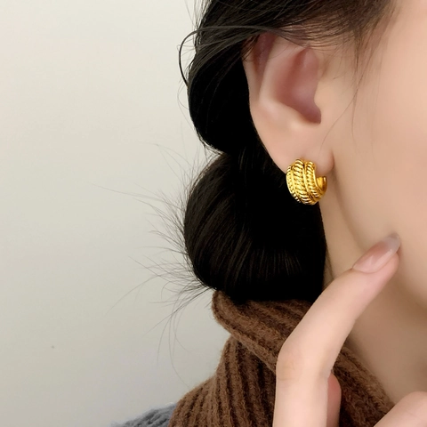 Twisted Rope C-Shape Stecker Ohrringe Kupfer Gewebtes Design Geometrischer Minimalistischer Schmuck Für Frauen Mit Kupfer Ohrringpfosten