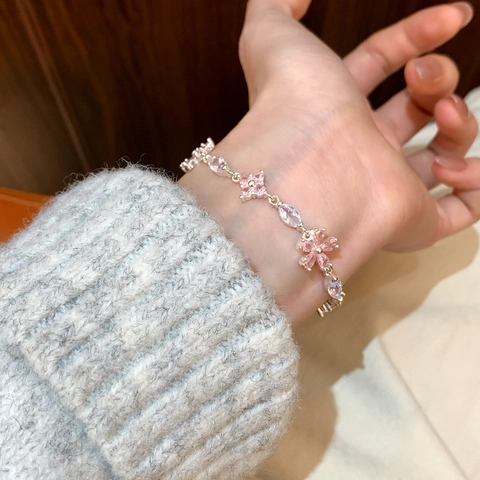 Bracelet Charme Floral Zircon Rose Cristal Marquise Cuivre Plaqué Argent Bijoux Élégants Pour Femmes Chaîne Réglable