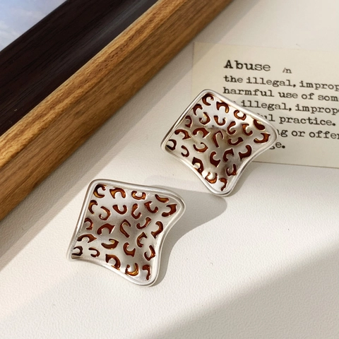 Leopard Print Enamel Stud Hoop Earrings With 925 Sterling Silver Earring Post Vintage Chic Jewelry For Women Daily Wear