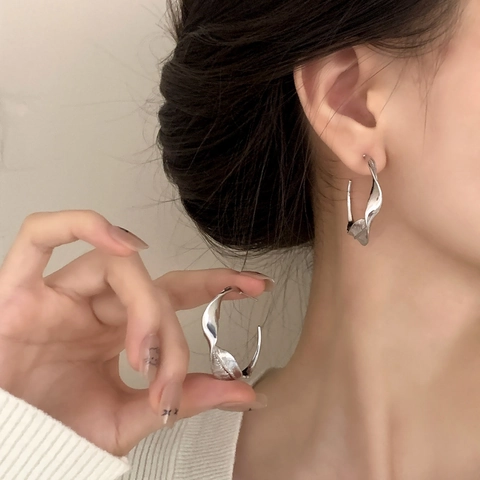 Verdrehte Blatt Ohrstecker Kupfer Mit Kupferohrstecker Falten C-Form Hoop High End Minimalistischer Schmuck Für Damen