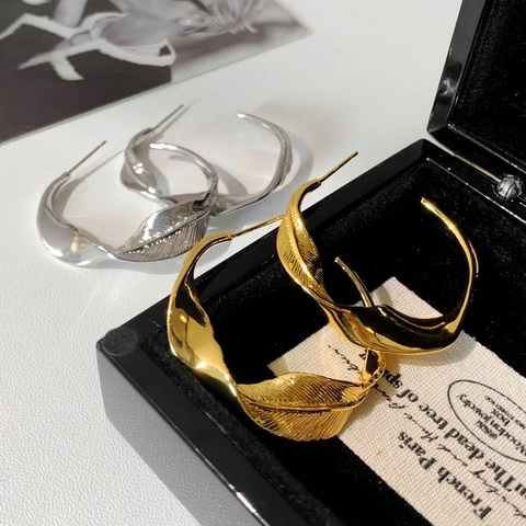 Verdrehte Blatt Ohrstecker Kupfer Mit Kupferohrstecker Falten C-Form Hoop High End Minimalistischer Schmuck Für Damen