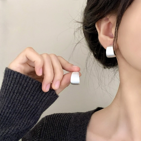 Brushed Copper C-Shape Stud Earrings Minimalist Geometric Matte Finish Earrings For Women Fashion Jewelry