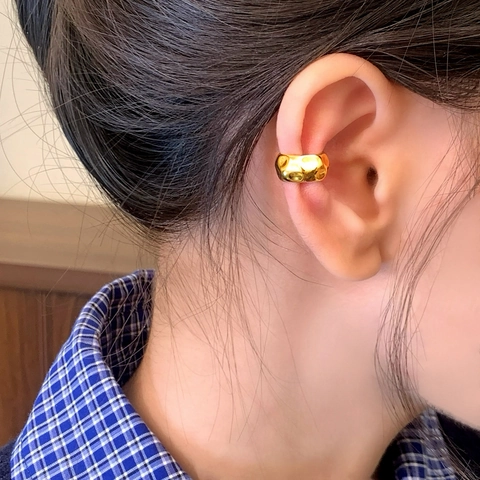 Onregelmatige Gehamerde Ear Cuff Minimalistische Gesmolten Textuur Geen Piercing Koperen Oorbellen Voor Vrouwen Mode Sieraden