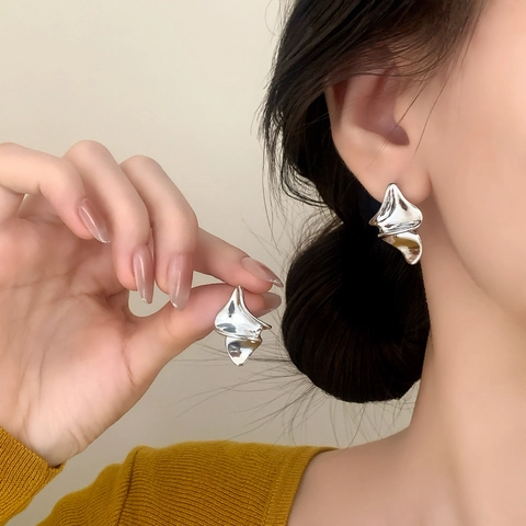 Irregular Pleated Stud Earrings Copper Geometric Wave Liquid Metal Mirror Polished Fashion Jewelry For Women