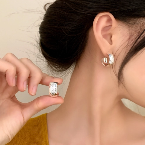 Créoles En Forme De C Pour Femmes Géométriques Cuivre Texture Losange Taille Diamant Avec Tige De Boucle En Cuivre