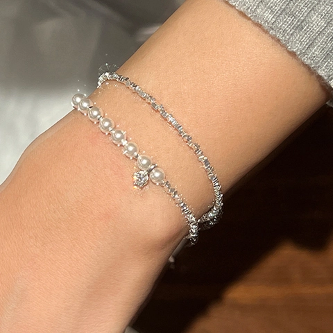 Französischer Stil Doppellagiges Künstliche Perlenarmband Versilbertes Kupfer Crushed Silver Kette Mit Zirkonia Anhänger Damen Schmuck