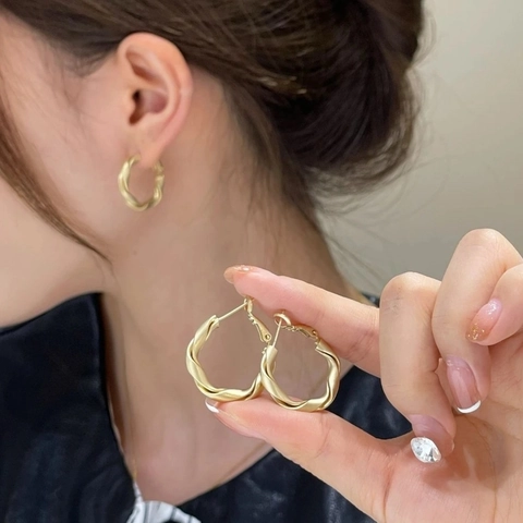 Gedraaide Hoop Oorbellen Koper Met 925 Sterling Zilveren Oorbellenpost Mat Goud Zilver Gevlochten Minimalistisch Voor Dames