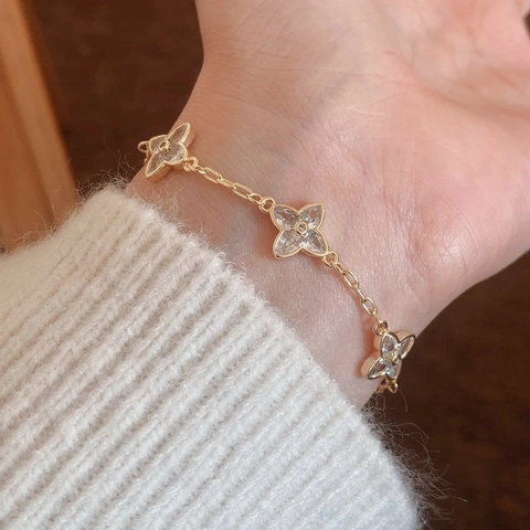 Bracciale Quadrifoglio Da Donna Ottone Con Intarsio Di Zircone Gioielli Di Moda Elegante Accessorio