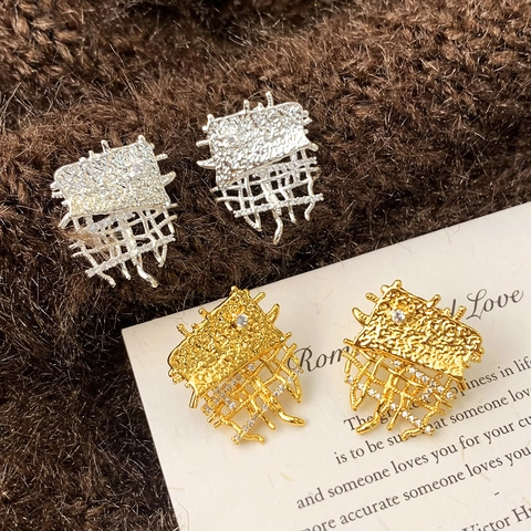 Irregular Geometric Copper Ear Studs Micro Inlaid Zircon Textured Grid Design Niche Style Jewelry For Women