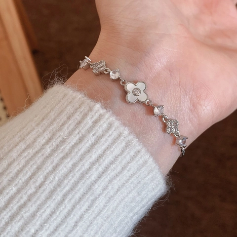 Kupfer Kleeblatt Blume Armband Perlmutt Muschel Inlay Zirkon Elegant Verstellbar Kordelzug Schmuck Damen