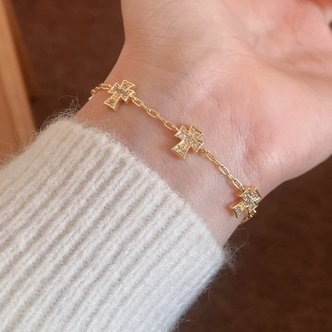 Bracelet Croix Élégant Pour Femme Chaîne En Cuivre Micro Incrusté Zircone Cubique Réglable Bijoux De Luxe Accessoire Minimaliste