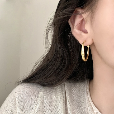 Gedraaide Geometrische Creolen Koper 18K Verguld Spiraalontwerp Modejuwelen Voor Dames