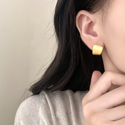 Geometric Brushed Stud Earrings Copper Irregular Rectangular Minimalist Fashion Jewelry For Women Lightweight Luxury Style