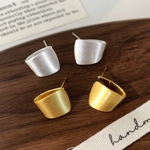 Geometric Brushed Stud Earrings Copper Irregular Rectangular Minimalist Fashion Jewelry For Women Lightweight Luxury Style