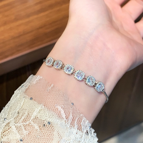 Zircon Adjustable Bracelet French Light Luxury Copper Cluster Halo Square Stone Slider Box Chain Minimalist Jewelry Women