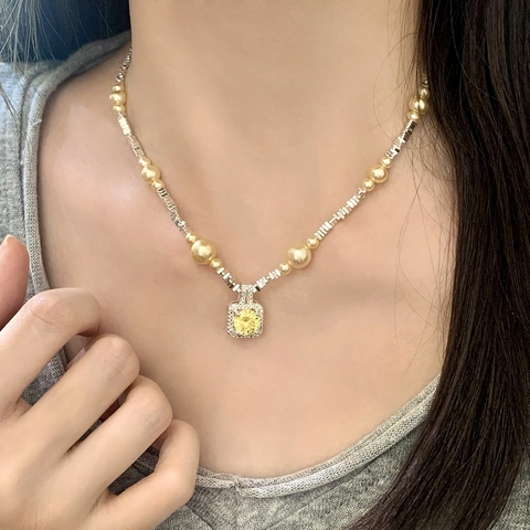Collana Con Pendente In Zircone Quadrato Elegante Francese Con Perla Artificial E Catena In Rame Da Donna Stile Lusso Leggero