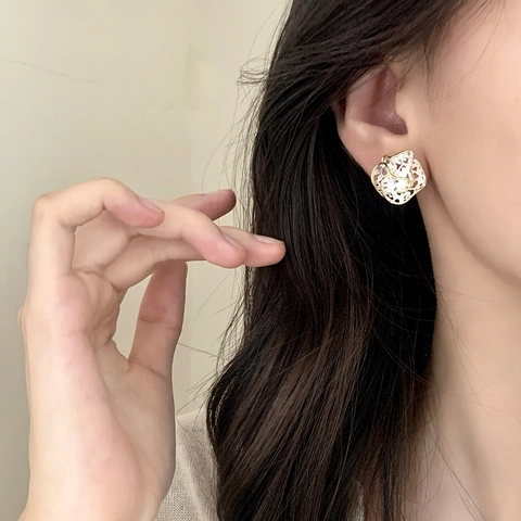 Boucles D'Oreilles Puces Fleurs Ajourées Irrégulières Cuivre Bicolore Design Rose Bijoux Minimalistes Élégants Pour Femmes