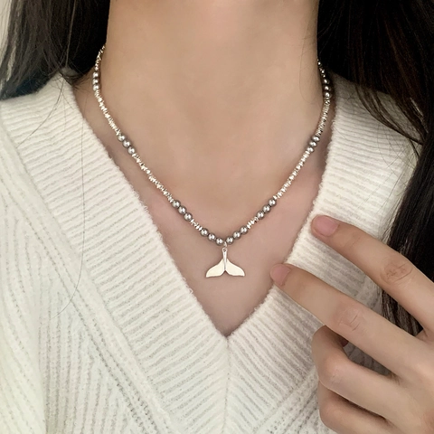 French Elegant Whale Tail Pendant Necklace With Faux Artificial Pearl And Silver Tone Irregular Beads Enamel Choker For Women