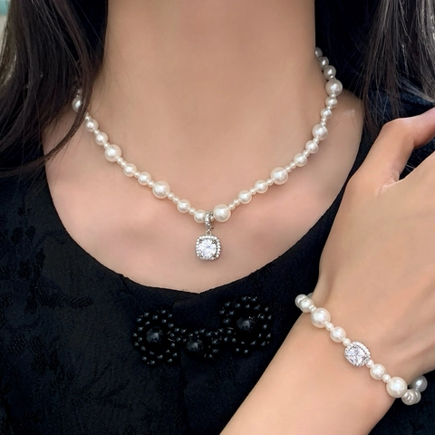 Elegant Faux Artificial Pearl Necklace Square Zircon Pendant Bracelet For Women Vintage Graceful Jewelry