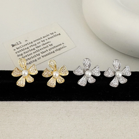 Orecchini A Fiore Rame Zirconia Perla Artificial Di Conchiglia Micro Intarsiato Moda Francese Gioielli Eleganti Per Donna