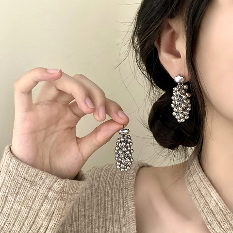 French Retro Clustered Metal Ball Tassel Earrings Copper Electroplated Geometric Grapes Style Lightweight Jewelry For Women