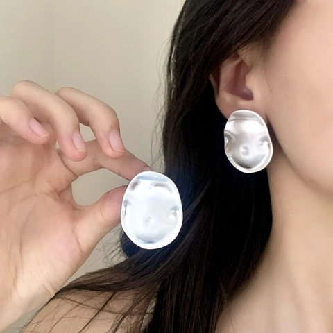 Onregelmatige Geometrische Ovale Knopoorbellen Geborsteld Koper 18K Verguld Minimalistische Stijl Met Koperen Oorsteker